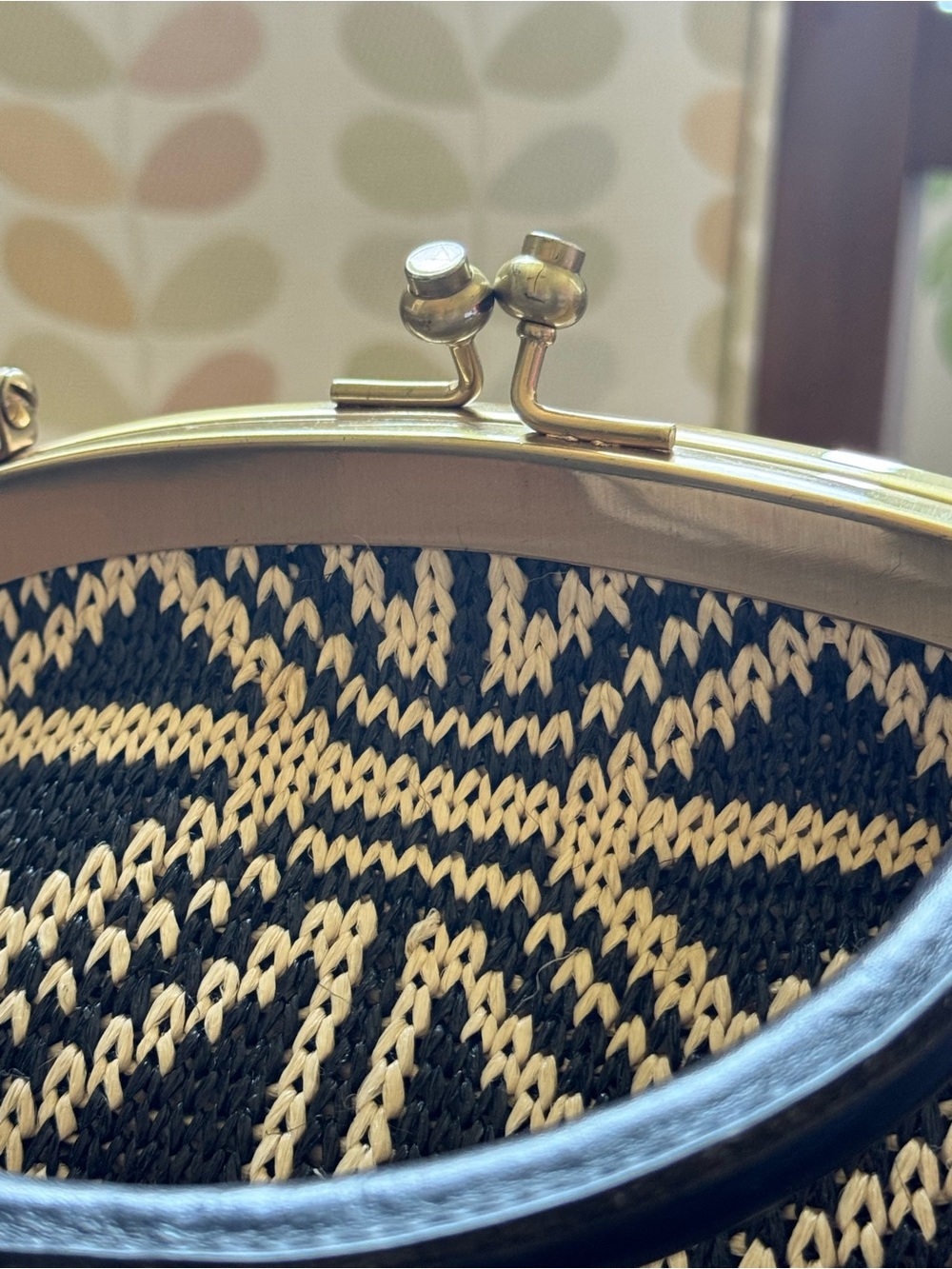 Patricia Nash Black and Tan Woven Geometric Frame-Top Handbag w/ Suede Interior - Picture 5 of 12